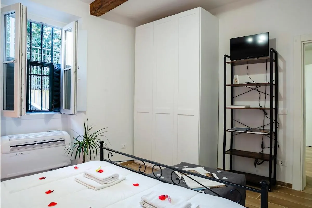 Historic Center Newcomfort Apt Suite Florence 0*,